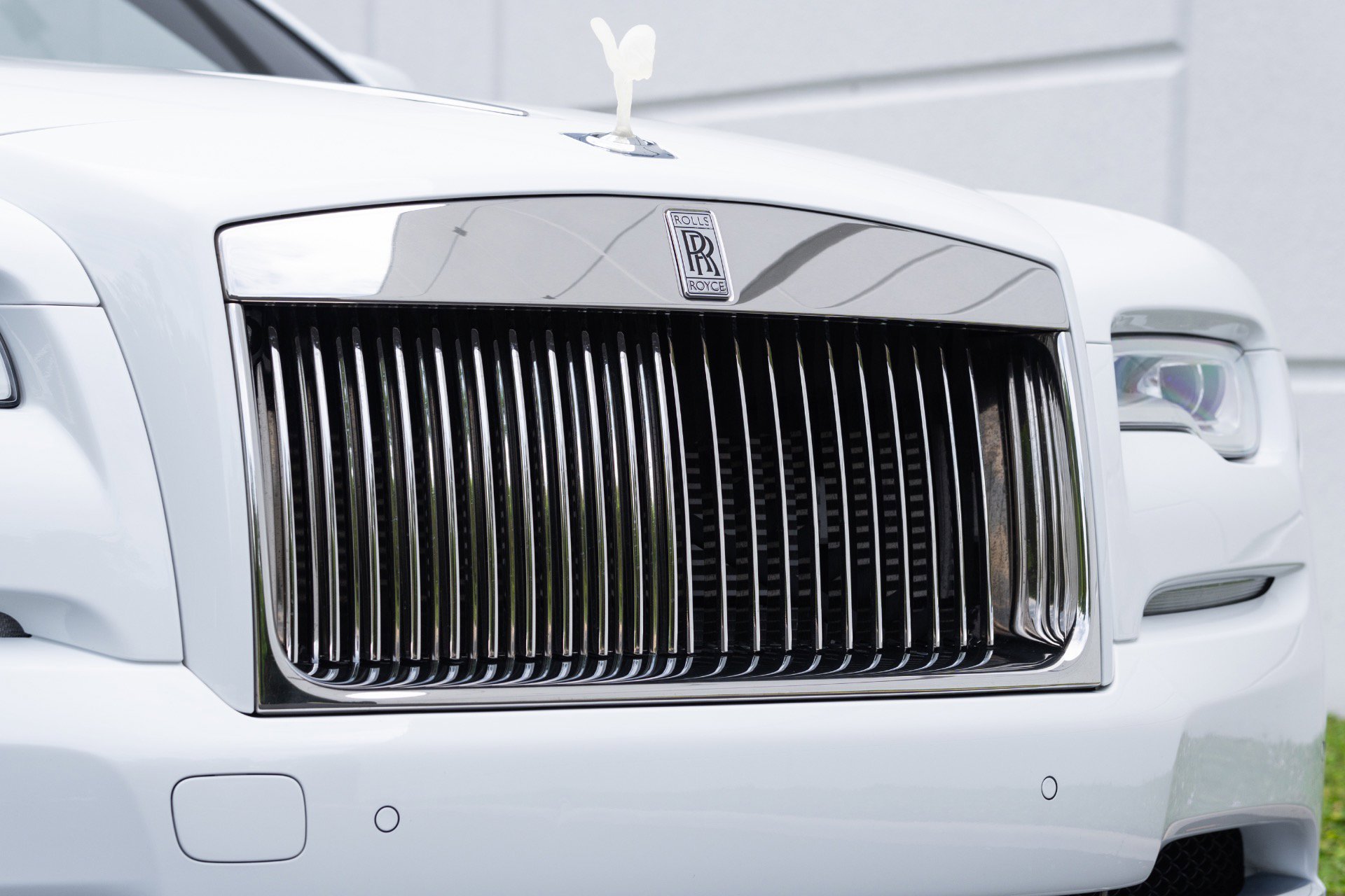 Used 2017 Rolls-Royce Dawn RWD image 15