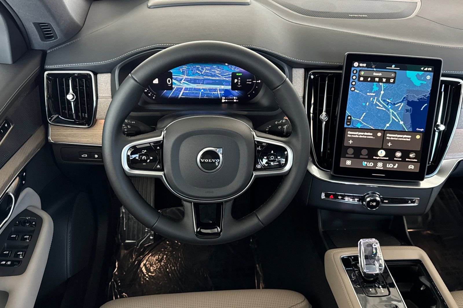 New 2026 Volvo XC90 T8 Ultra image 16