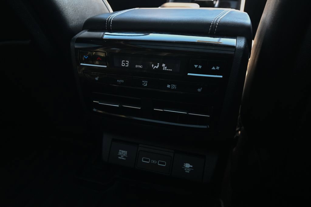 Used 2023 Acura MDX SH-AWD w/ Advance Package image 30