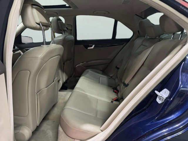 Used 2014 Mercedes-Benz C 300 Sport image 28