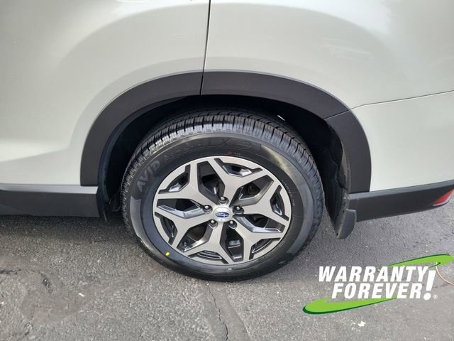 Used 2020 Subaru Forester Premium image 22
