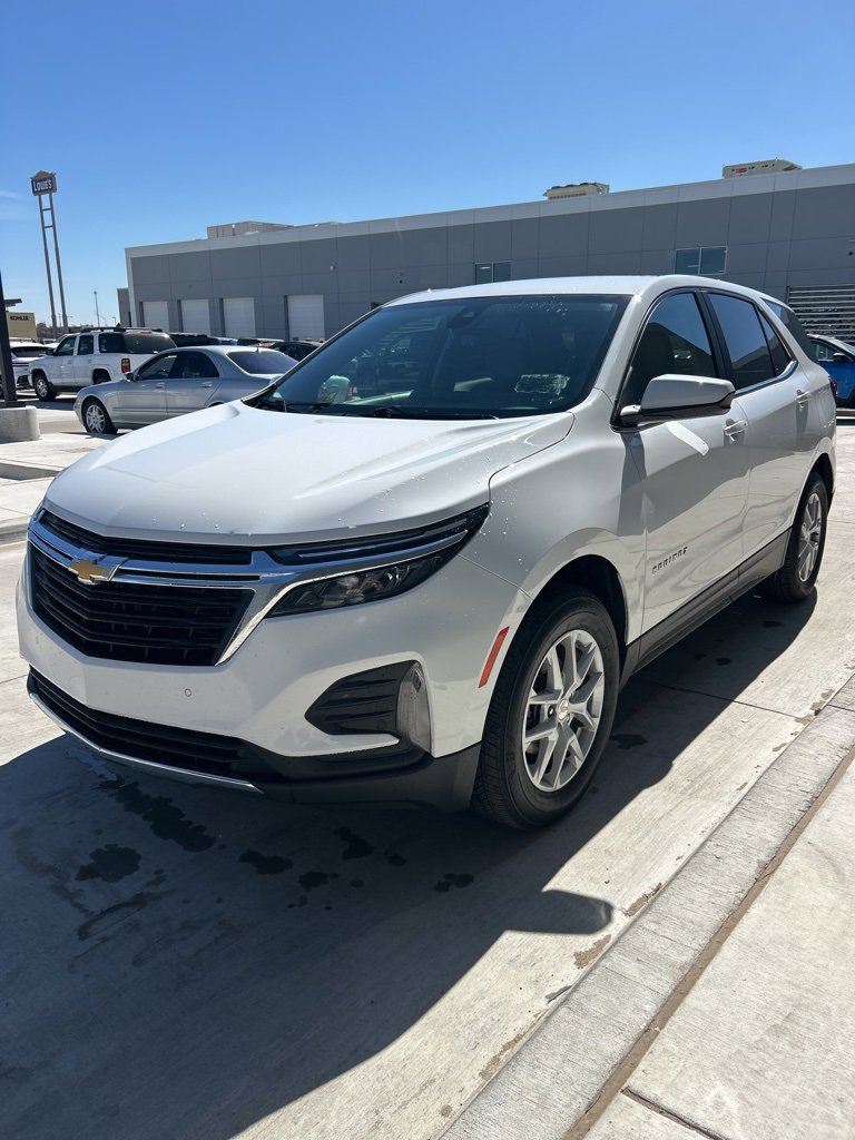 Used 2024 Chevrolet Equinox LT