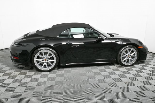 Certified 2025 Porsche 911 Carrera image 29