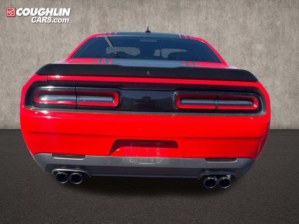 Used 2016 Dodge Challenger R/T Scat Pack RWD image 6