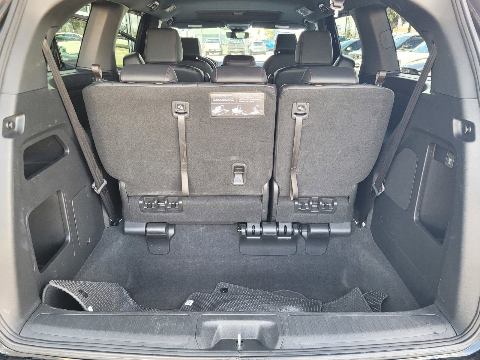 Used 2025 Honda Odyssey Sport-L image 29
