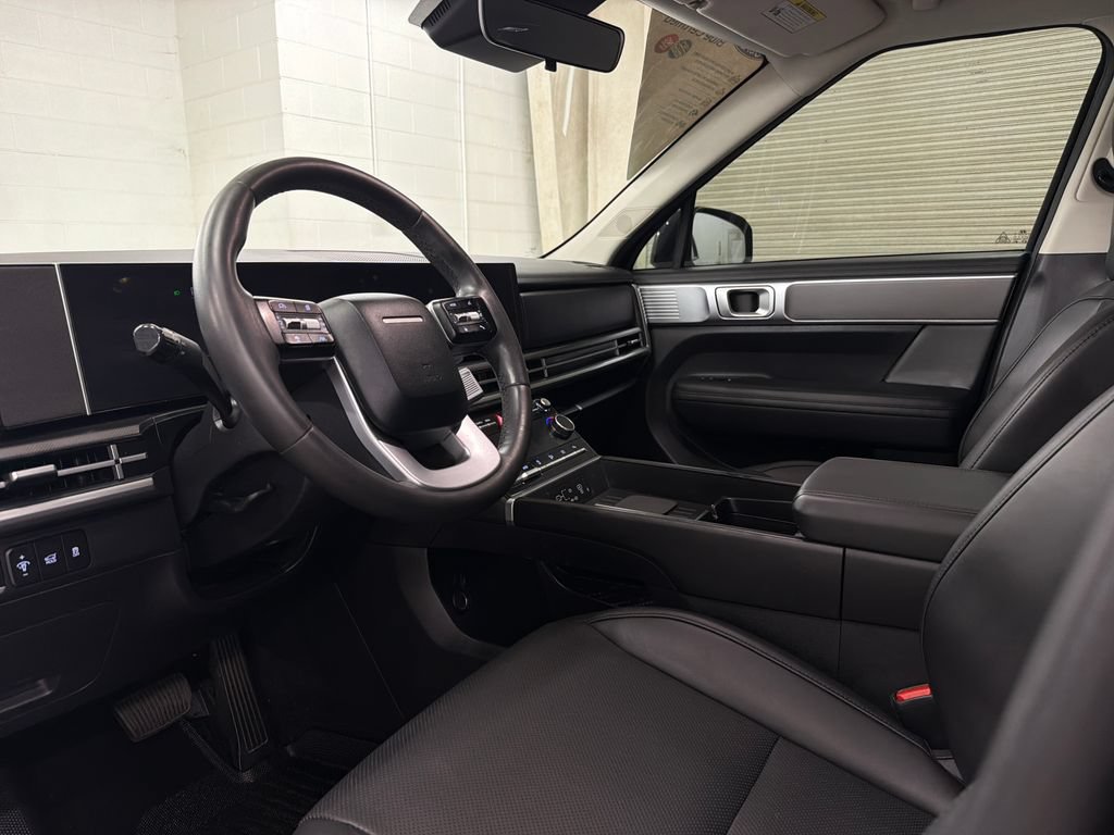 Used 2024 Hyundai Santa Fe SEL FWD image 7