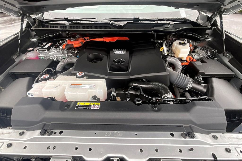 Used 2024 Toyota Sequoia Capstone image 28