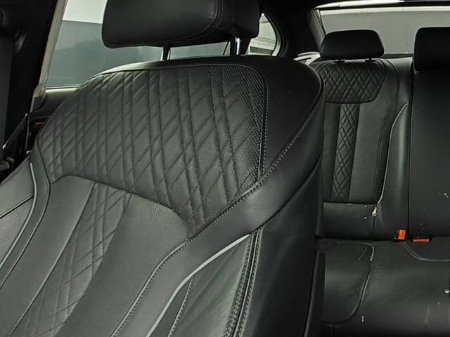 Used 2018 BMW 750i w/ Executive Package RWD image 22