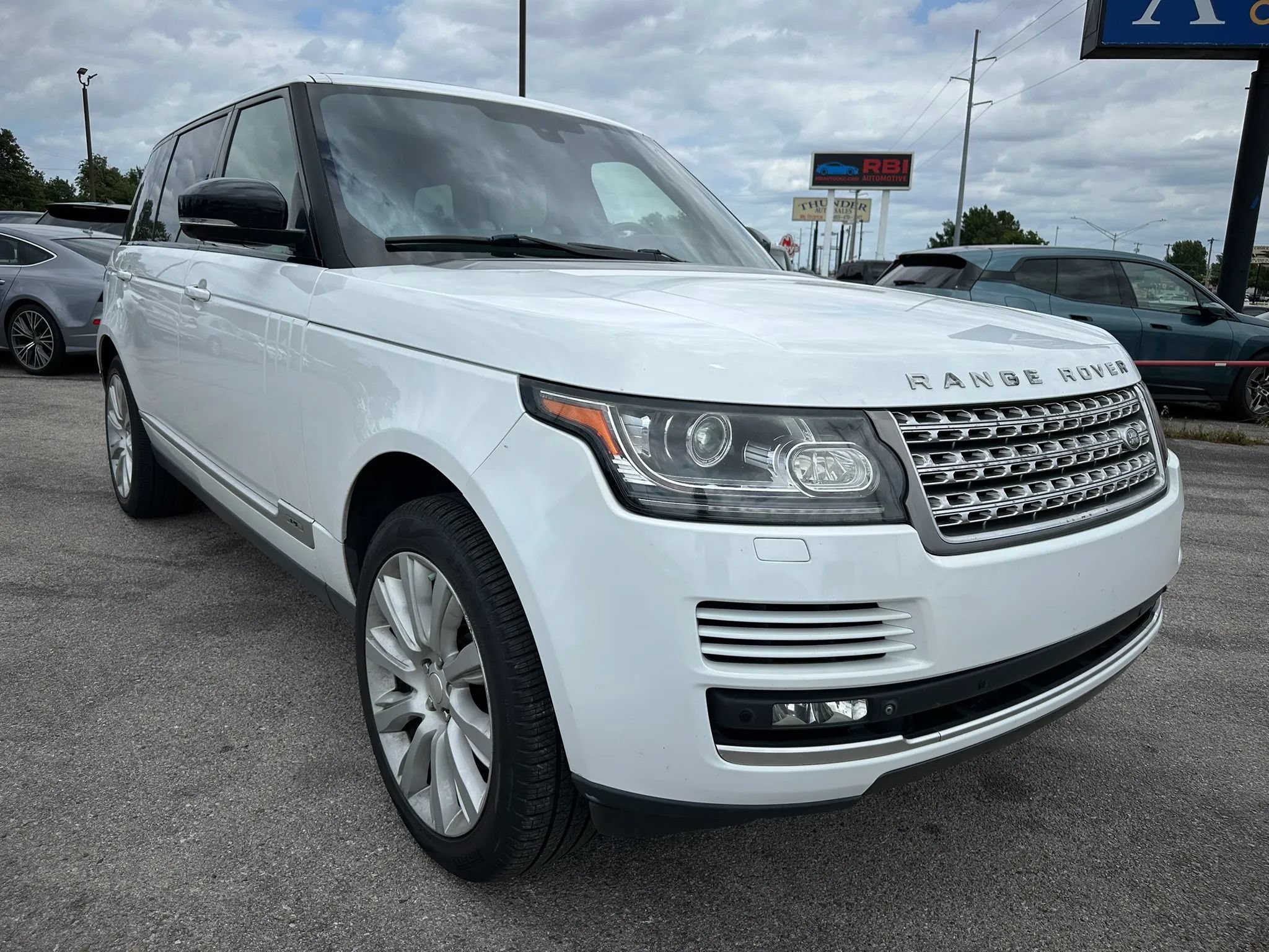Used 2015 Land Rover Range Rover Long Wheelbase Supercharged AWD/4WD image 31