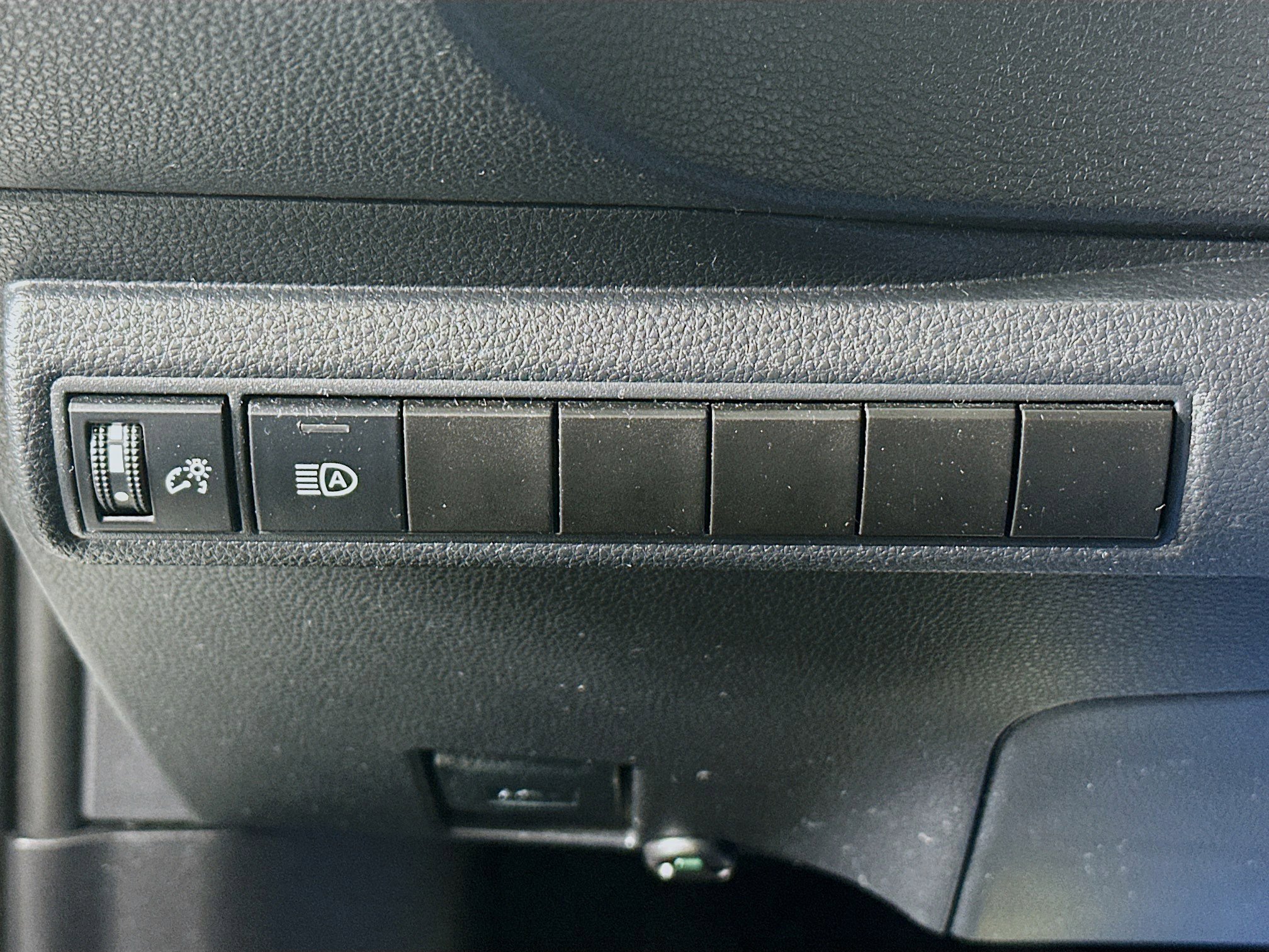 Used 2020 Toyota Corolla SE image 16