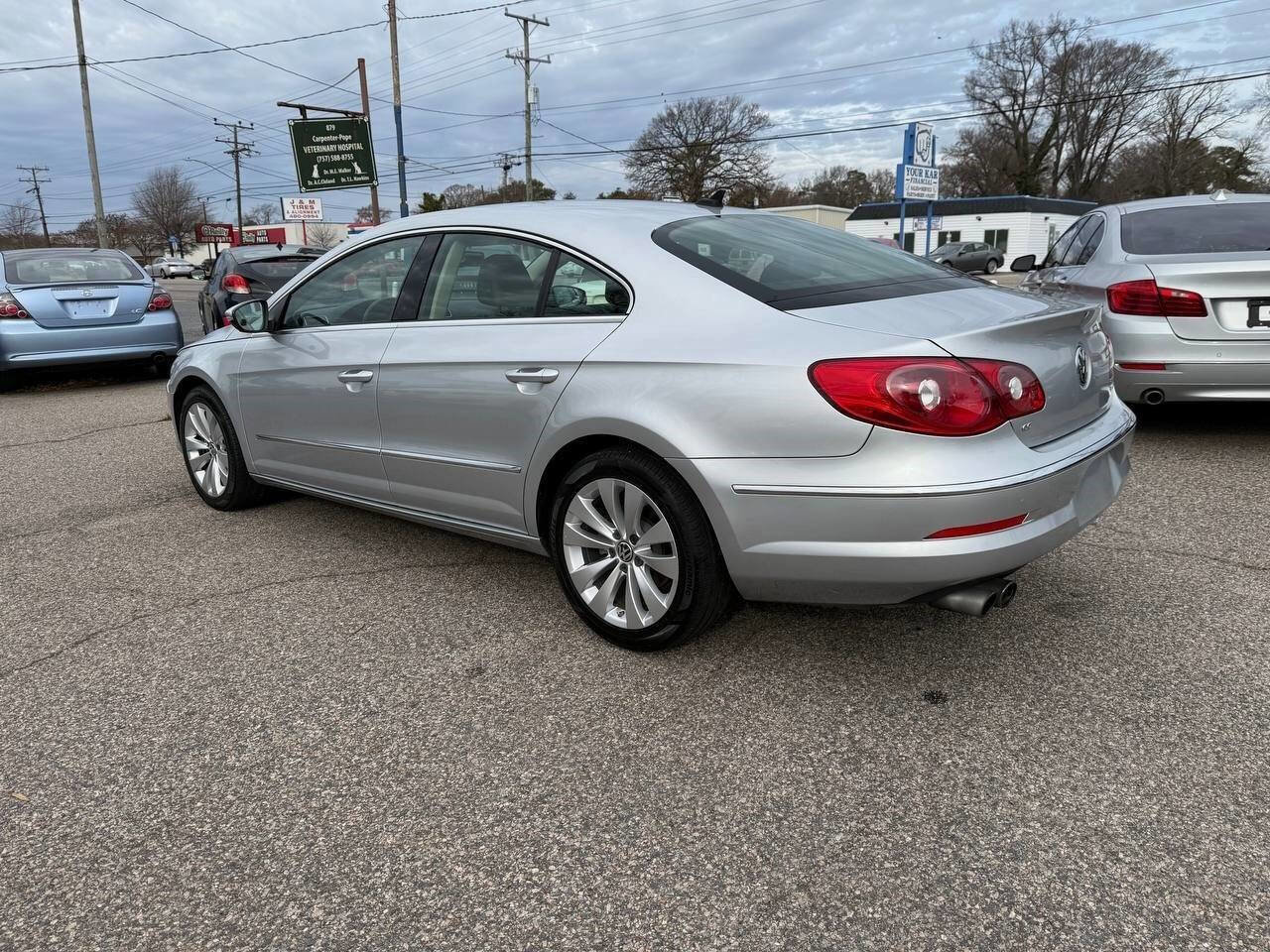 Used 2012 Volkswagen CC Sport FWD image 3