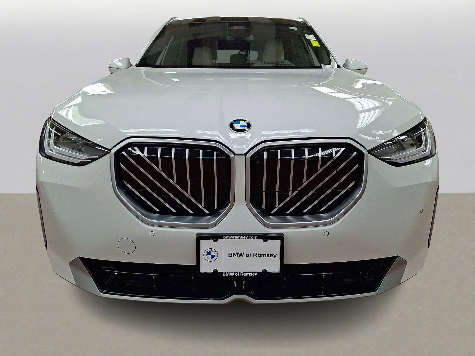 Used 2025 BMW X3 xDrive30i w/ Convenience Package image 2