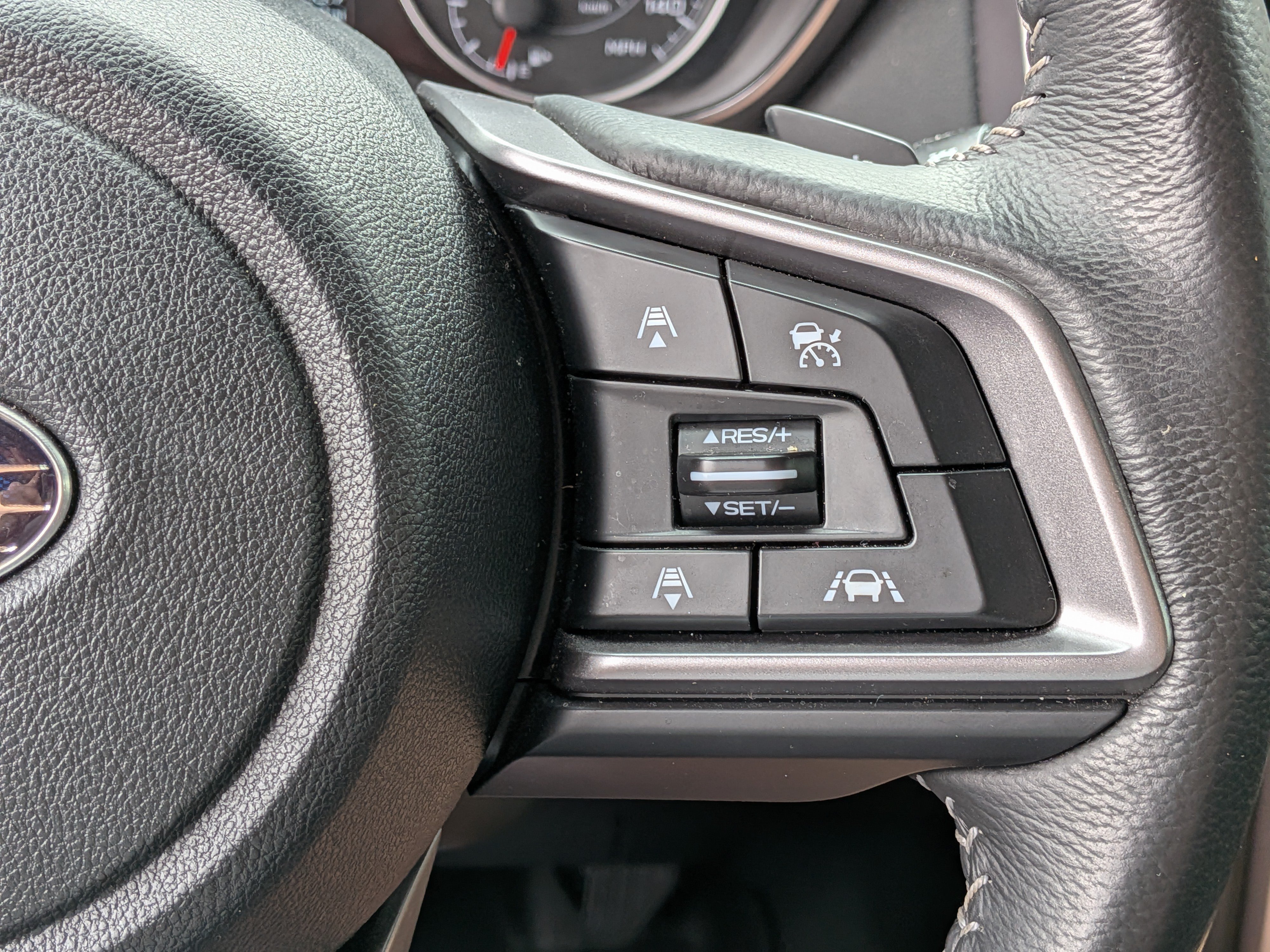 Used 2019 Subaru Ascent Premium AWD/4WD image 26