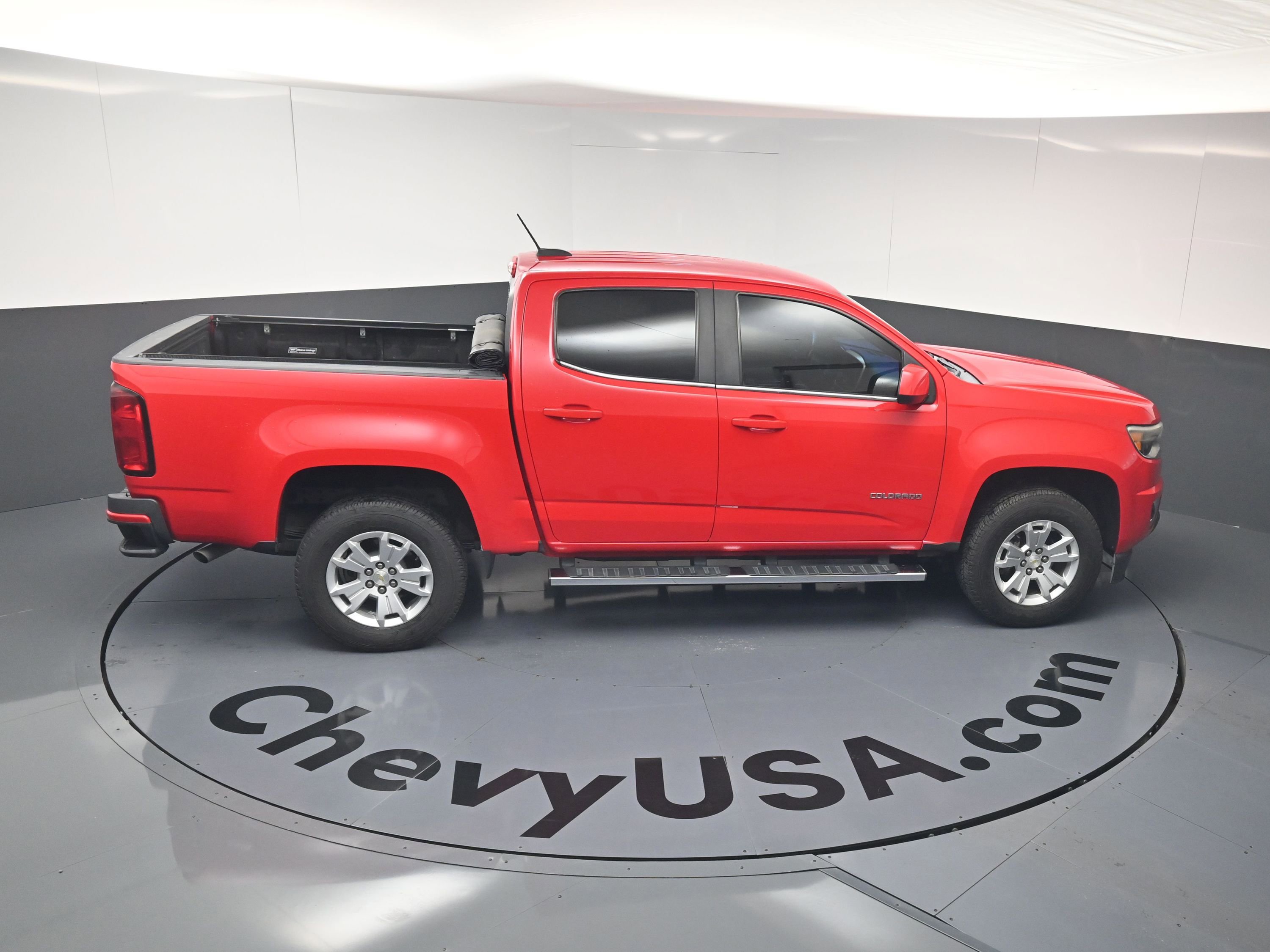 Used 2020 Chevrolet Colorado LT w/ LT Convenience Package RWD image 16