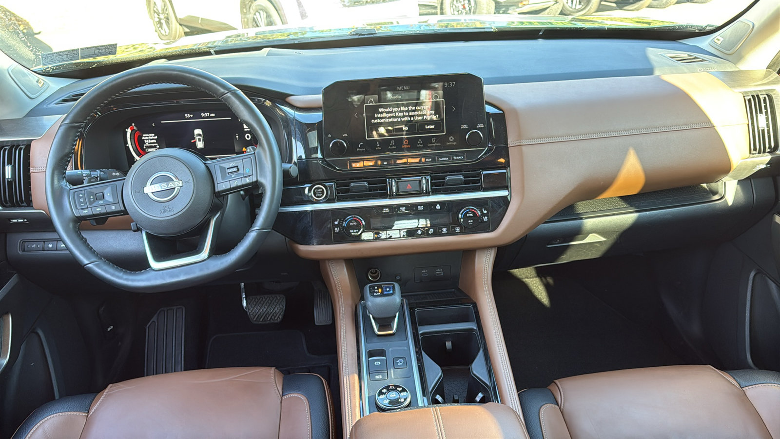 Certified 2022 Nissan Pathfinder Platinum w/ Cargo Package AWD/4WD image 5