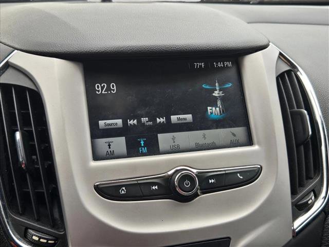 Used 2017 Chevrolet Cruze LS FWD image 14