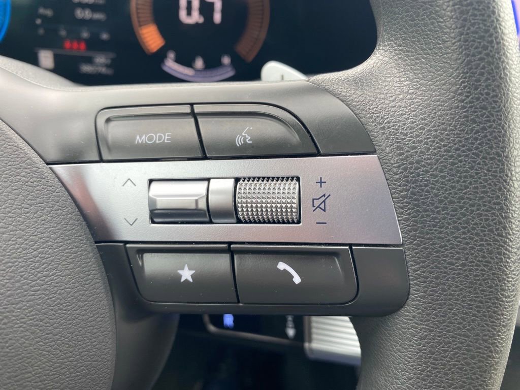Used 2025 Hyundai Sonata SEL FWD image 9