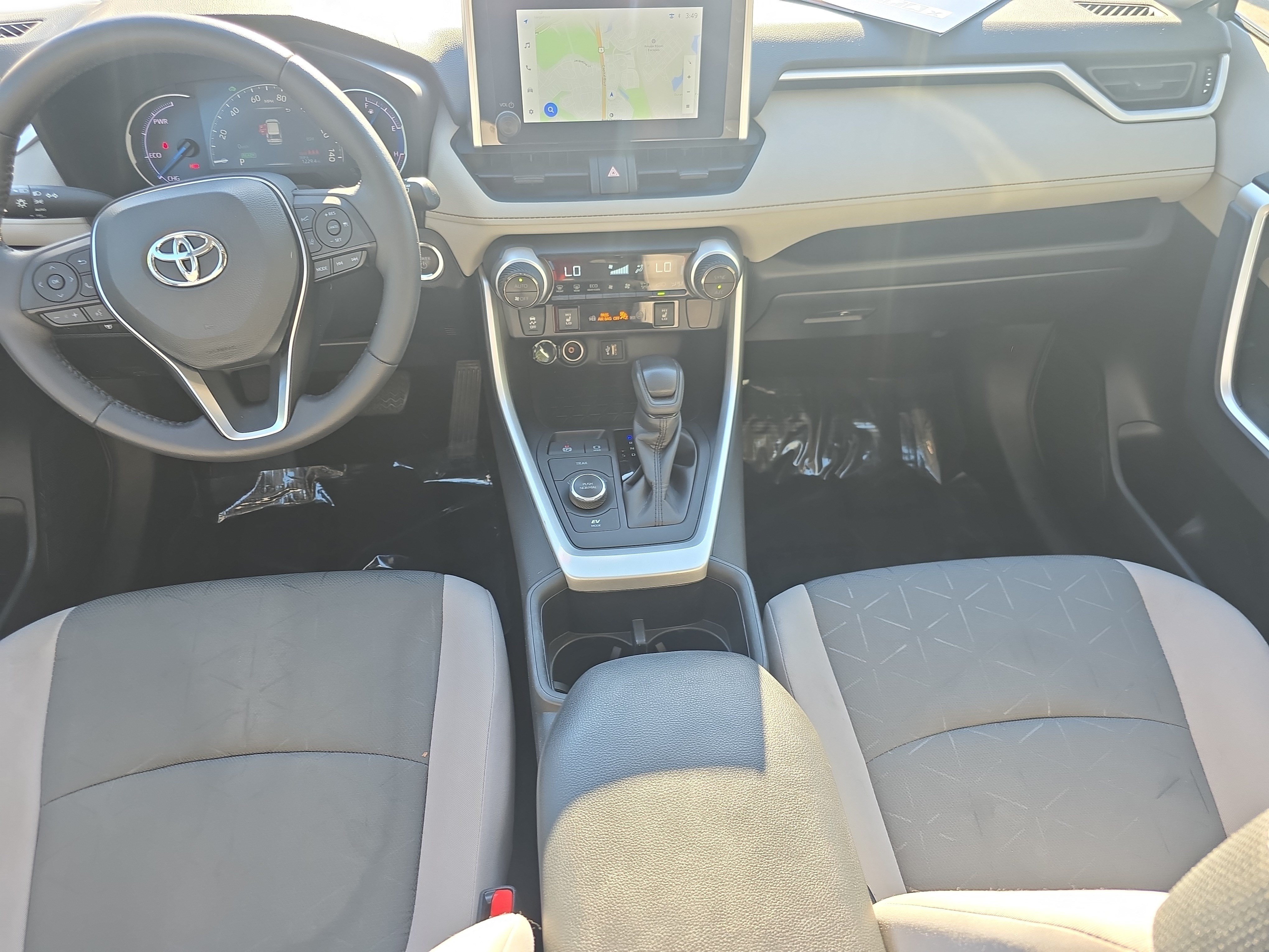 Used 2024 Toyota RAV4 XLE w/ Convenience Package AWD/4WD image 9