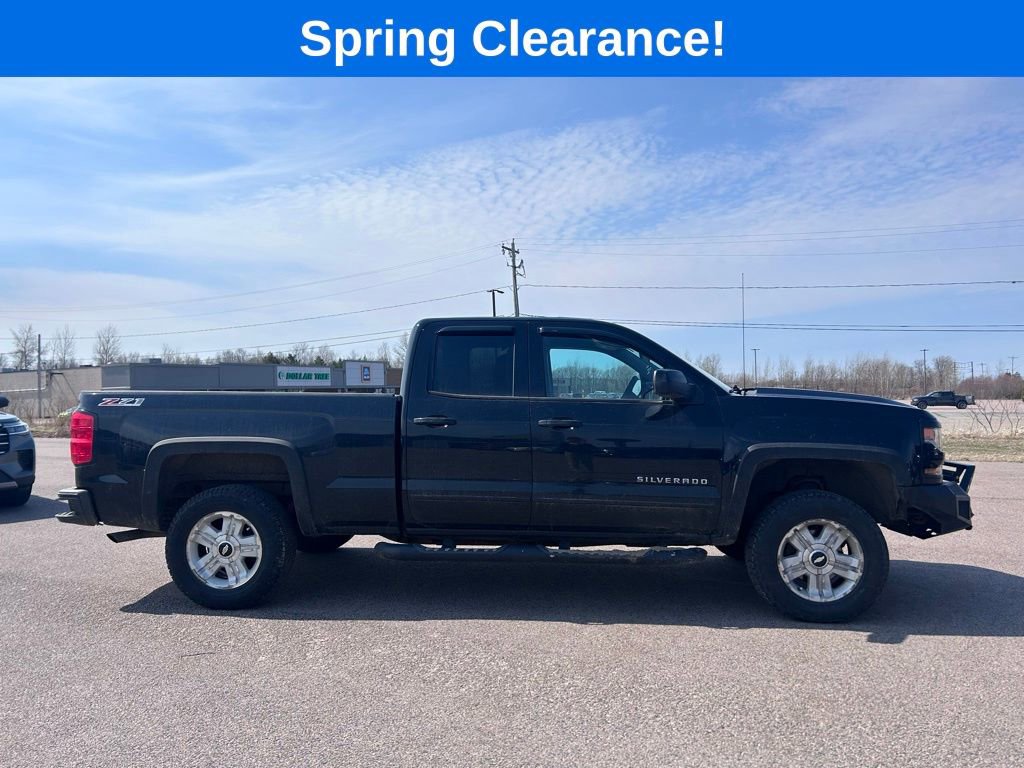 Used 2017 Chevrolet Silverado 1500 LT w/ All Star Edition AWD/4WD image 7