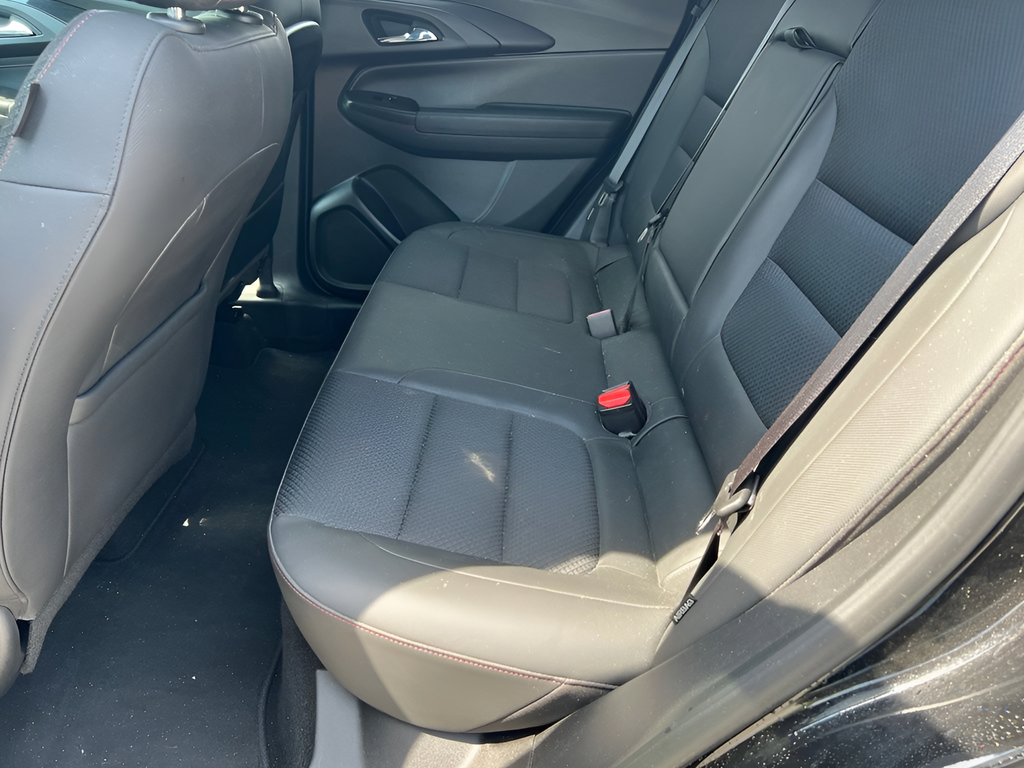Used 2021 Chevrolet TrailBlazer RS w/ Convenience Package FWD image 11