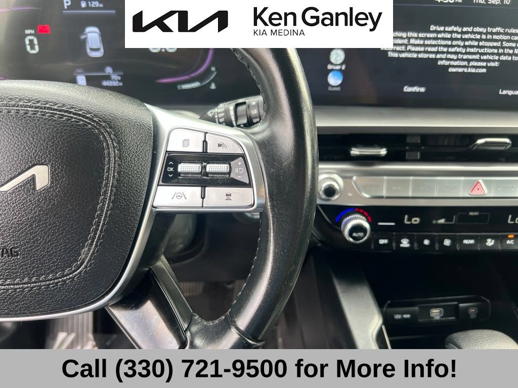 Used 2024 Kia Telluride LX FWD image 30