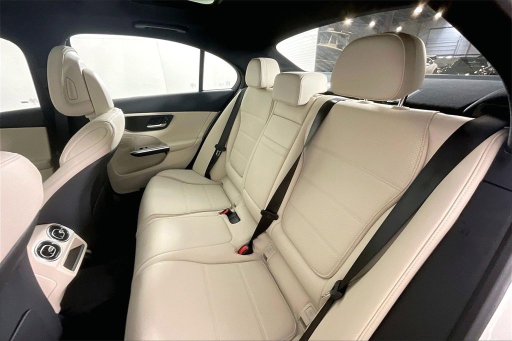 New 2026 Mercedes-Benz C 300 4MATIC Sedan image 10