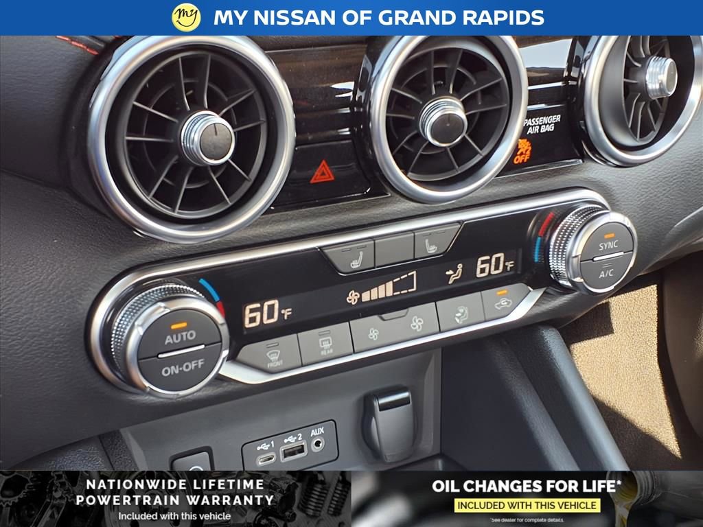 New 2025 Nissan Sentra SR w/ Midnight Edition image 20