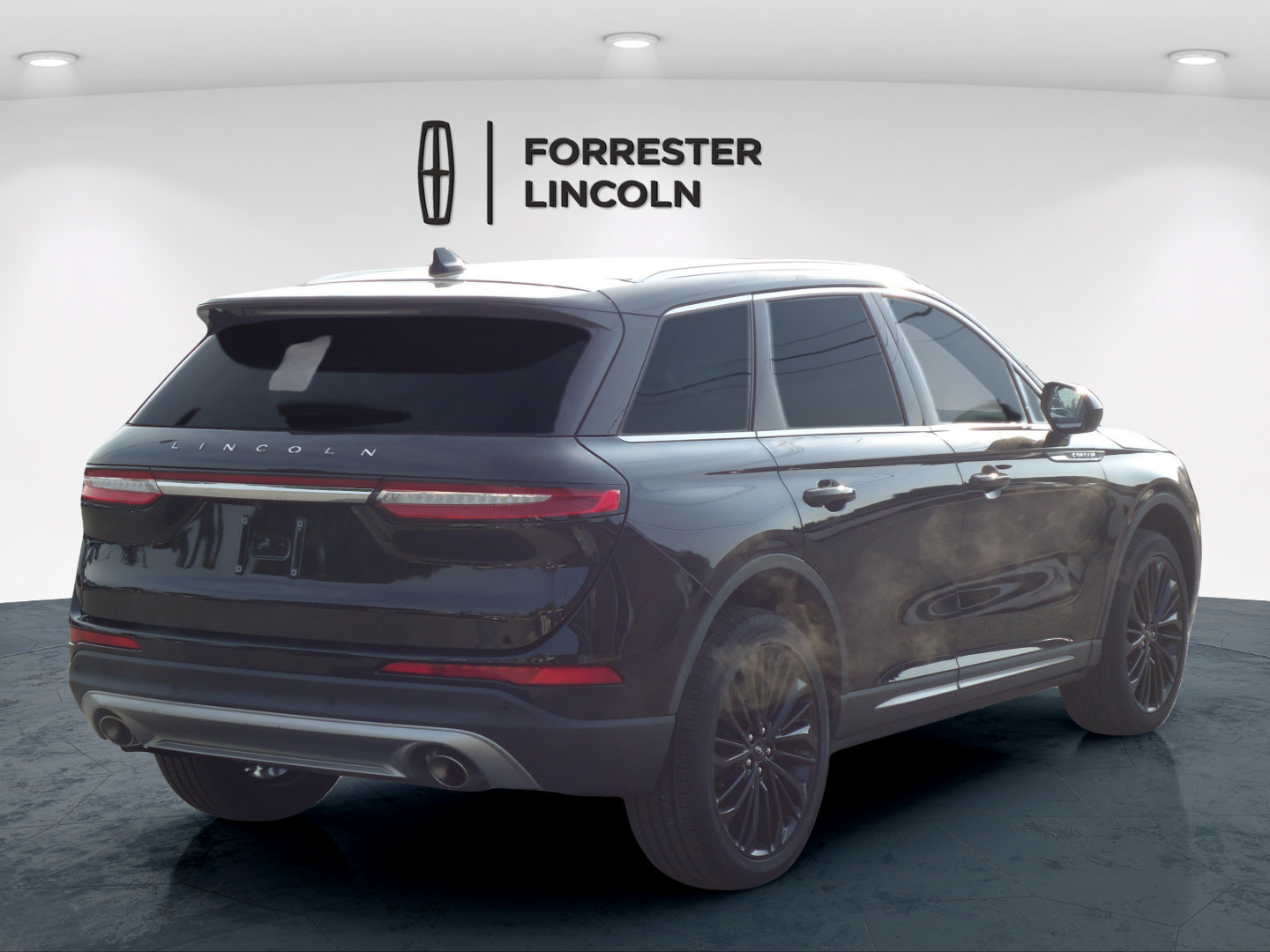 Used 2022 Lincoln Corsair AWD w/ Equipment Group 101A image 3