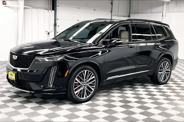 Used 2024 Cadillac XT6 Sport w/ Technology Package AWD/4WD image 12