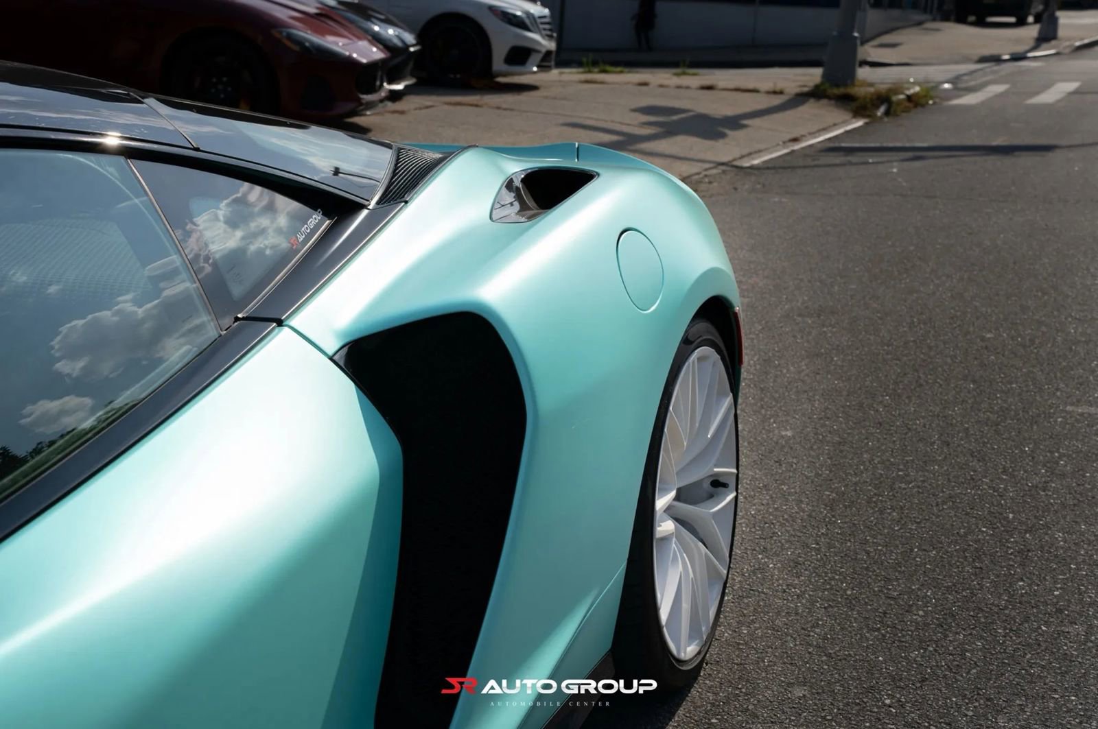 Used 2023 McLaren GT image 9