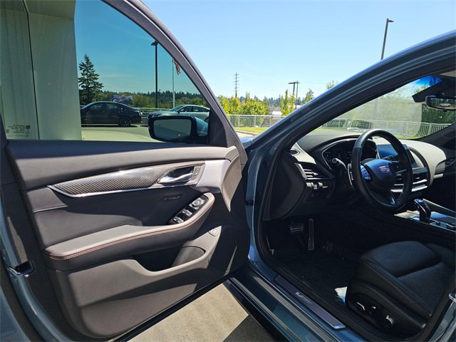 Certified 2023 Cadillac CT5 V w/ Premium Package image 18