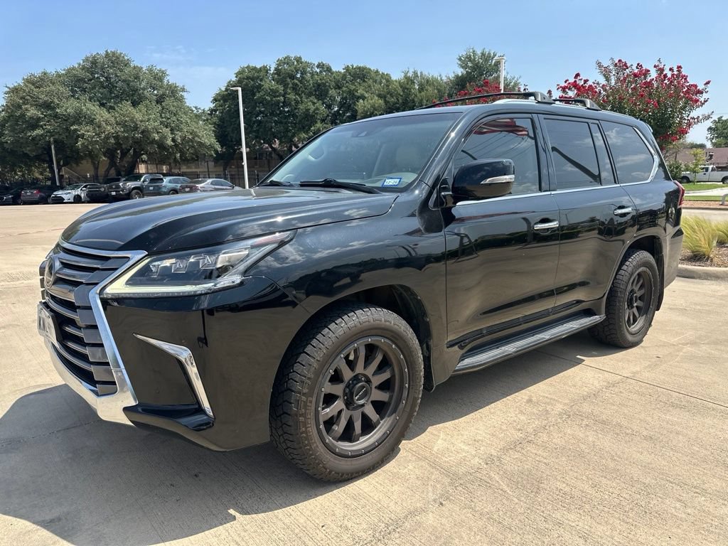 Used 2017 Lexus LX 570 4WD w/ Luxury Package image 1