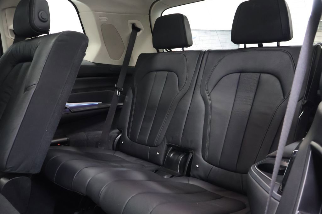 Used 2019 BMW X7 xDrive40i w/ Premium Package AWD/4WD image 28