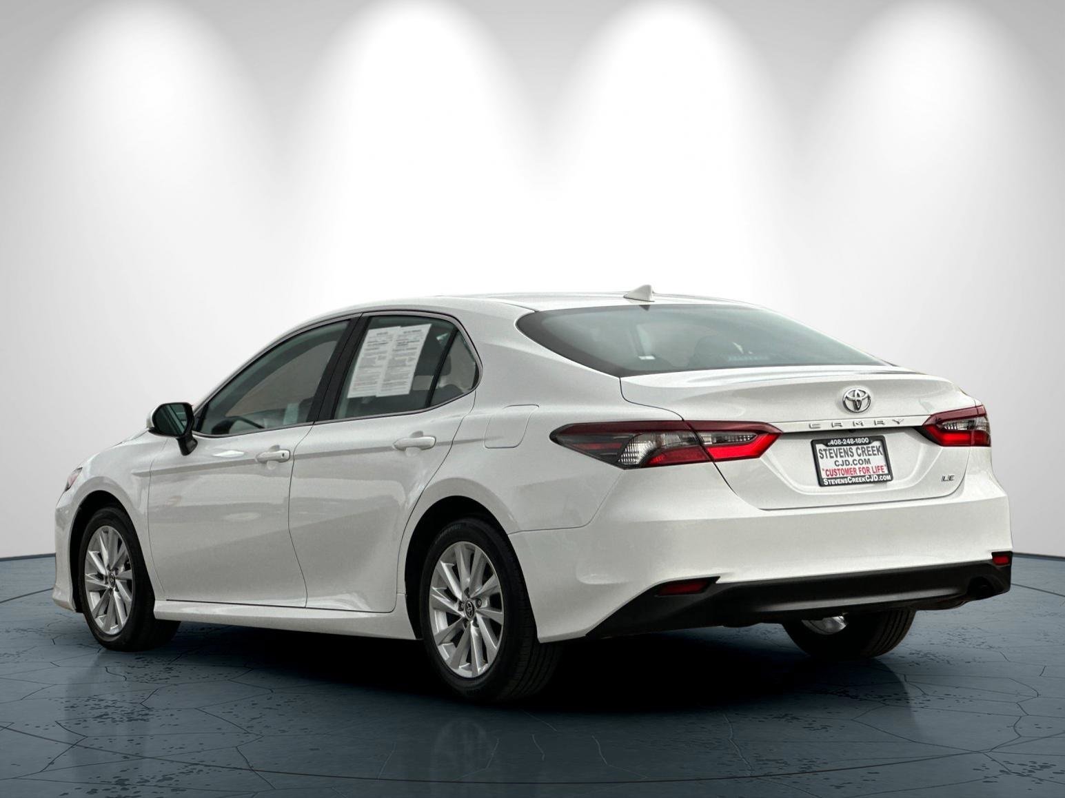 Used 2024 Toyota Camry LE image 6
