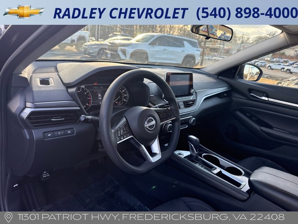 Used 2023 Nissan Altima 2.5 SV image 12