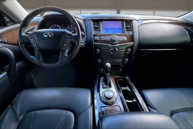 Used 2014 INFINITI QX80 4WD w/ Deluxe Touring Package image 15
