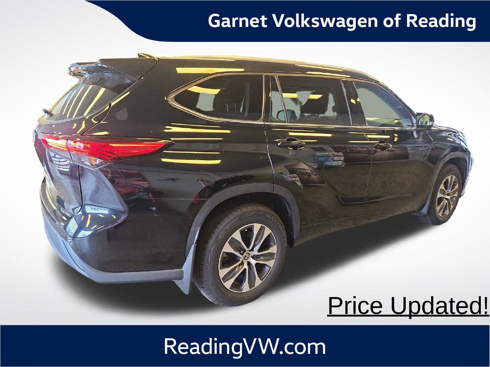 Used 2022 Toyota Highlander XLE AWD/4WD image 5