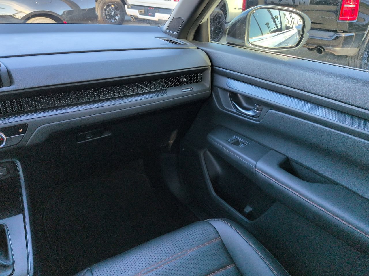 Used 2025 Honda CR-V Sport-L image 16