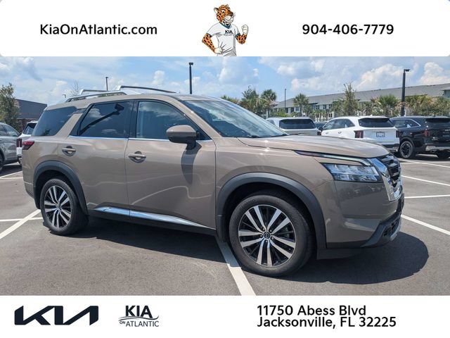 Used 2024 Nissan Pathfinder Platinum w/ Cargo Package