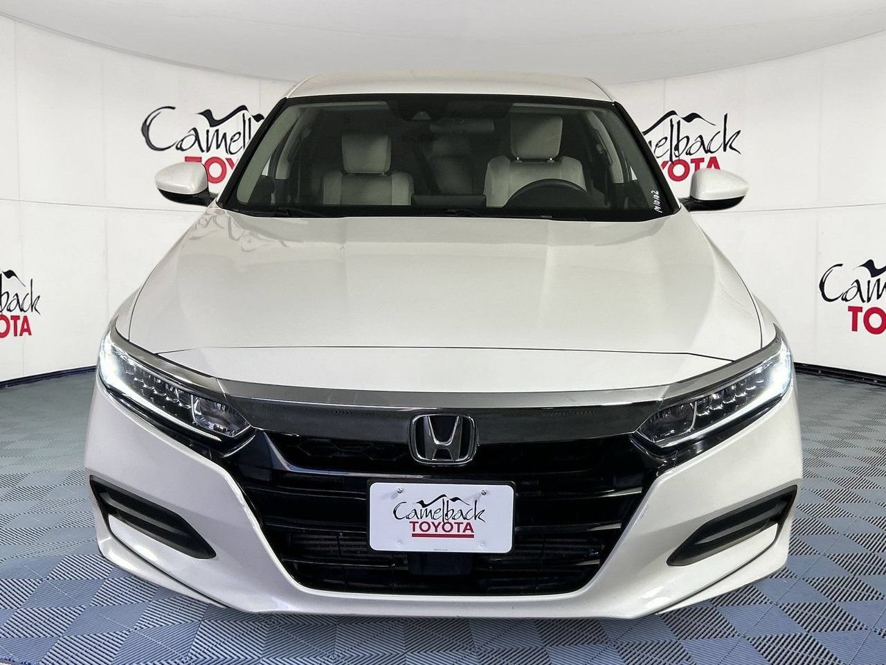 Used 2018 Honda Accord LX image 3