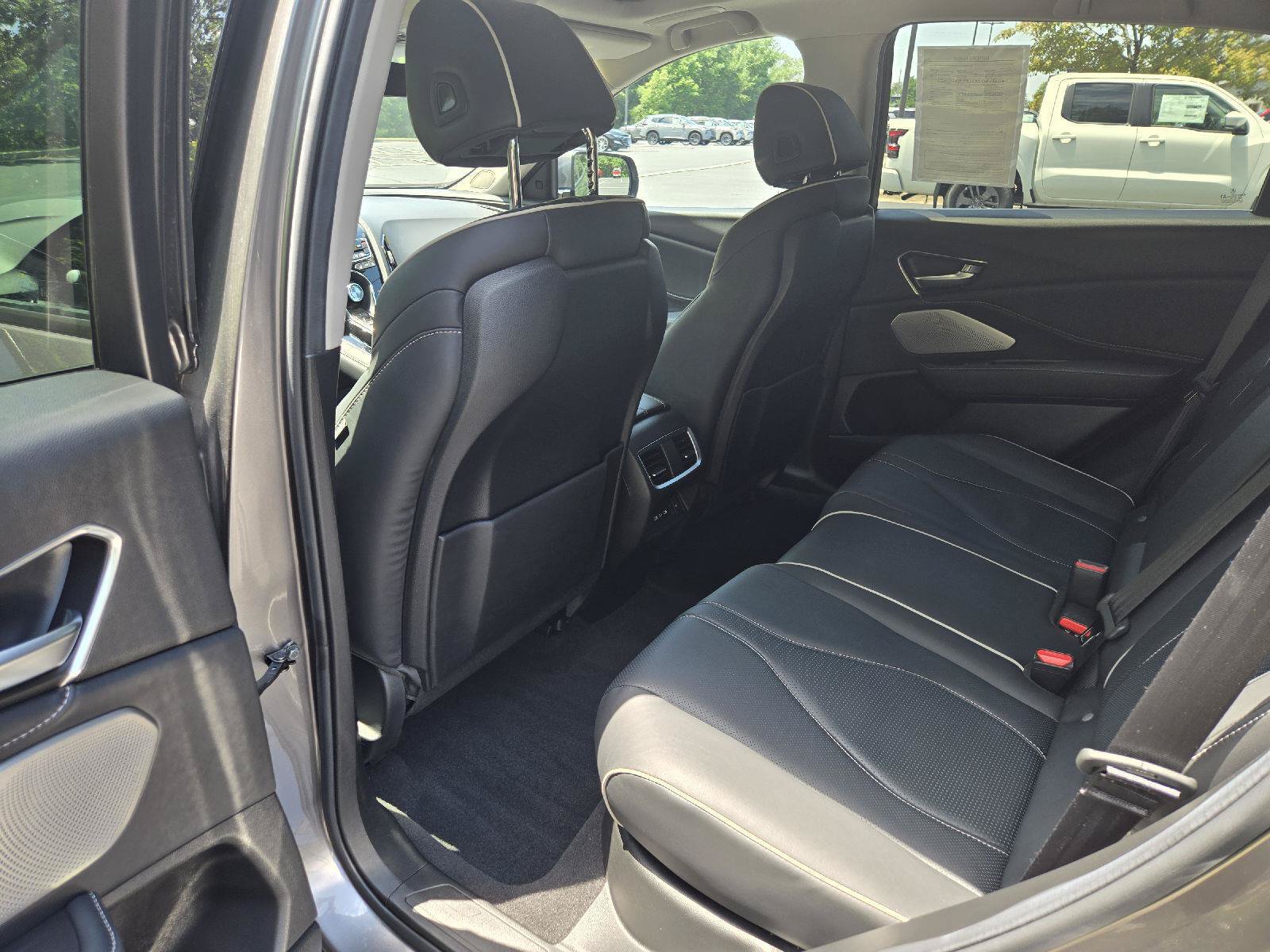 Used 2025 Acura RDX w/ Advance Package AWD/4WD image 28