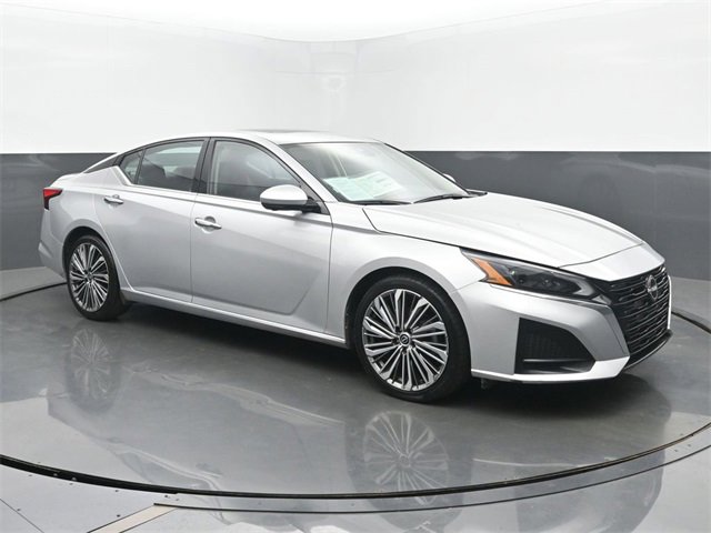 Used 2023 Nissan Altima 2.5 SL image 7