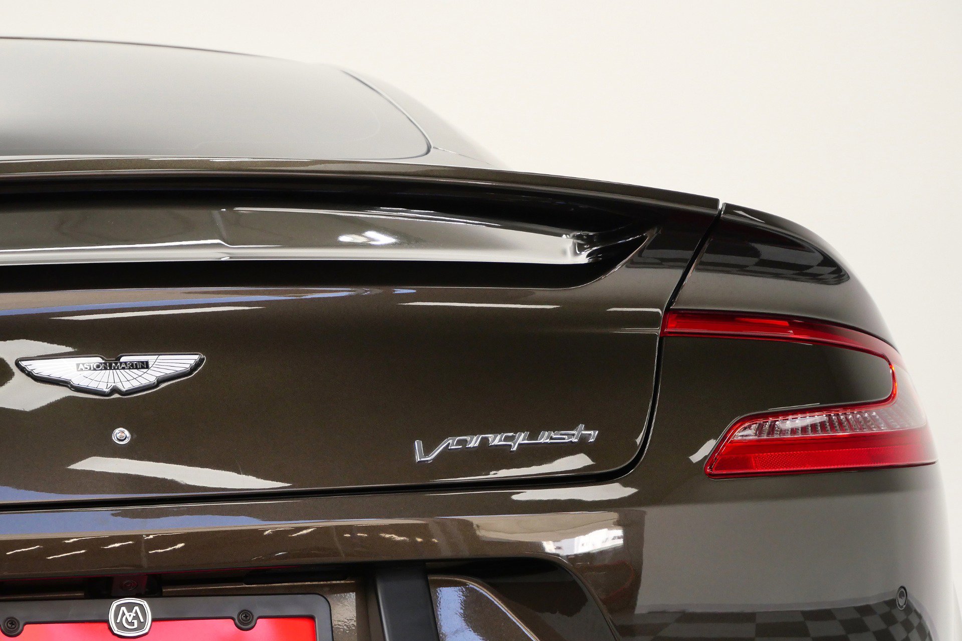 Used 2014 Aston Martin Vanquish Coupe image 38