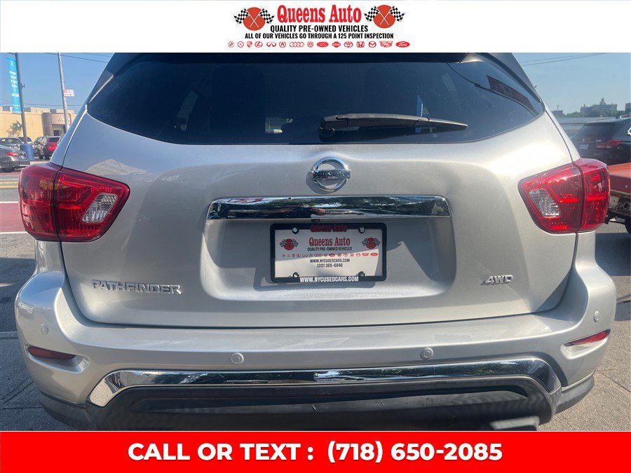 Used 2019 Nissan Pathfinder S AWD/4WD image 28
