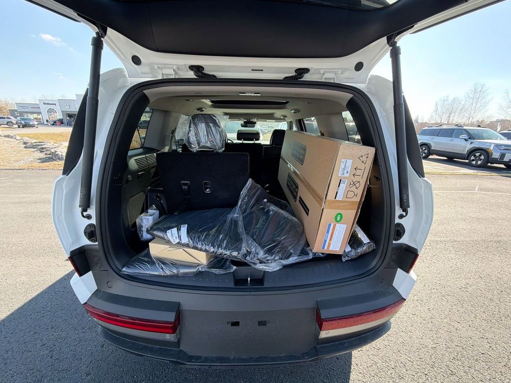 New 2026 Hyundai Santa Fe Limited image 32