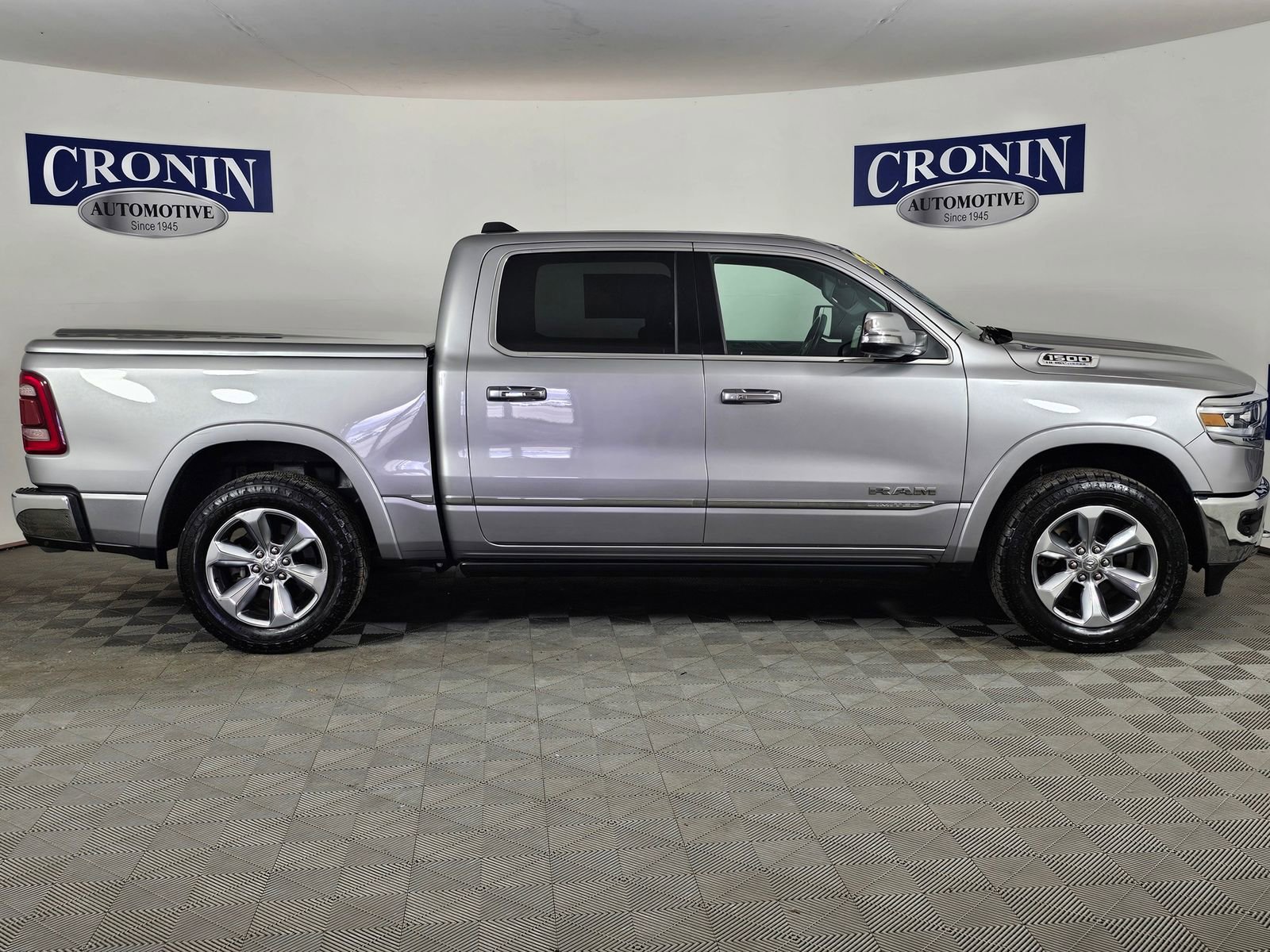 Used 2021 RAM 1500 Limited image 6