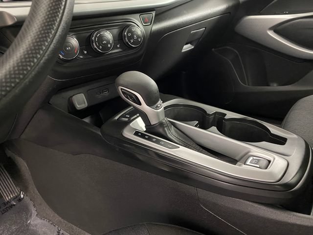 Used 2025 Chevrolet Trax LS w/ LS Convenience Package FWD image 26