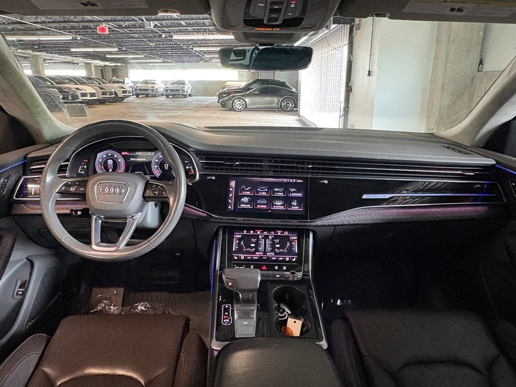 Used 2019 Audi Q8 Prestige w/ Luxury Package AWD/4WD image 16