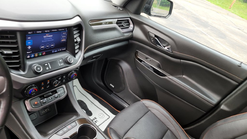 Used 2020 GMC Acadia AT4 AWD/4WD image 23