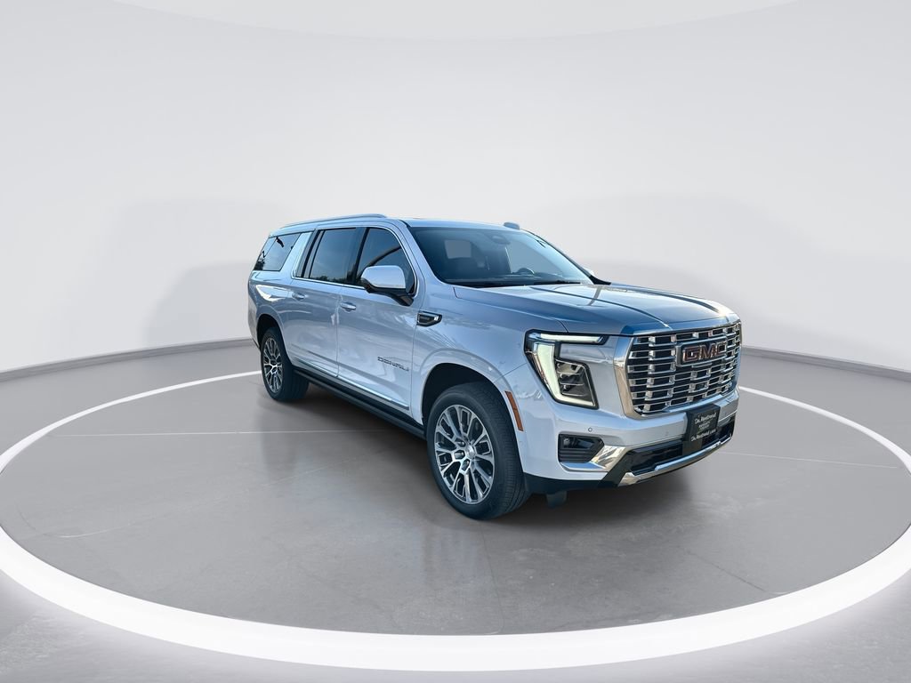 Used 2026 GMC Yukon XL Denali w/ Denali Reserve Package RWD image 2